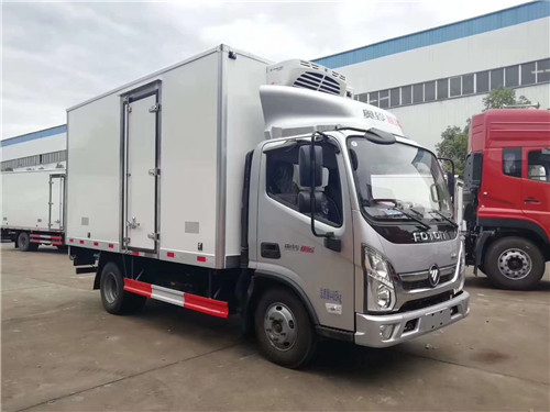 現(xiàn)有一臺福田奧鈴新捷運4.2米冷藏車現(xiàn)車,低價虧本出售！虧本出售！