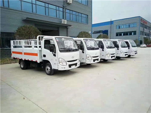 上汽躍進(jìn)S70國(guó)六易燃?xì)怏w、易燃液體、雜項(xiàng)、腐蝕品等危險(xiǎn)品廂式安檢達(dá)標(biāo)8月5日即將公示，現(xiàn)可接受預(yù)定