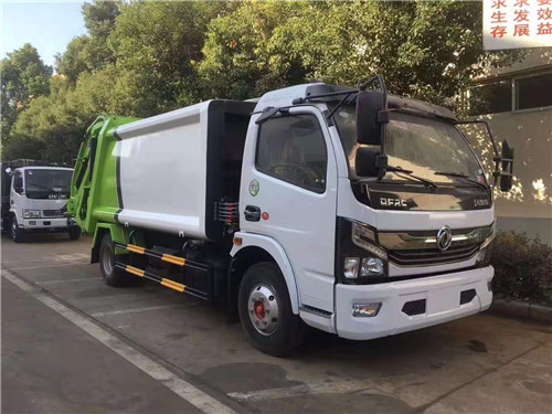 推薦?。|風(fēng)日產(chǎn).凱普特8方壓縮垃圾車(chē)現(xiàn)車(chē)一臺(tái)