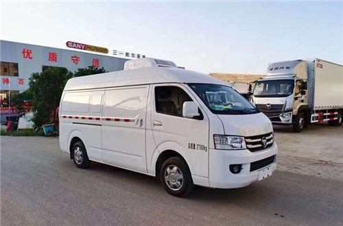 國六福田G7面包冷藏車匹配沈陽航天三菱160馬力汽油發(fā)動機，容積5.8方