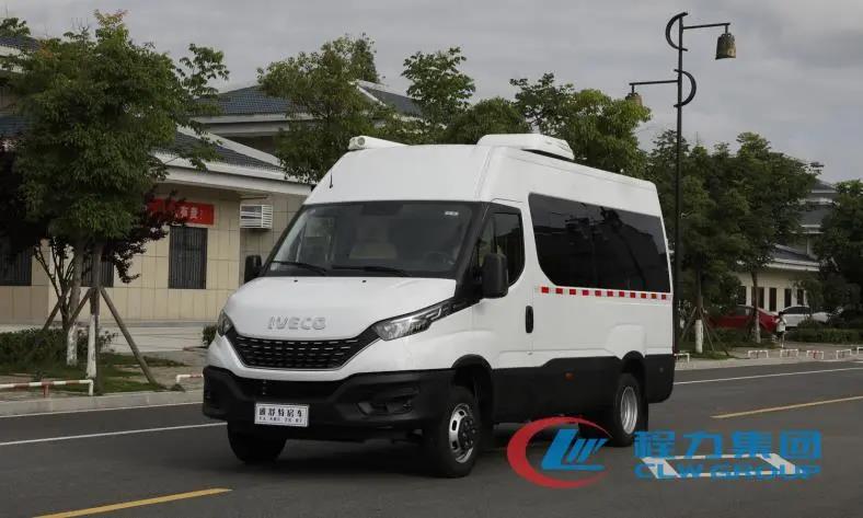 程力高端進(jìn)口依維柯福祉房車、奔馳無(wú)線通訊壓制車“雙雄”出征，爭(zhēng)霸江湖圈粉無(wú)數(shù)成市場(chǎng)新寵