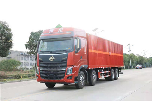 柳汽國六8×4危險(xiǎn)品廂式車可出危險(xiǎn)品類別  2類氣體、3類液體、7類放射性（全國獨(dú)有）、8類腐蝕性、9類雜項(xiàng)、另有2類倉欄式公告正在申報(bào)中