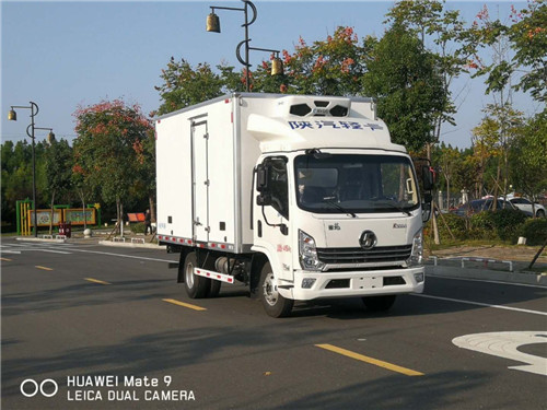 陜汽輕卡徳龍K3000國六濰柴130馬力冷藏車符合國家新規(guī)，現(xiàn)車多多，藍牌車的首選