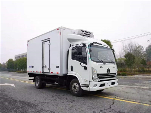 陜汽德龍輕卡寬體手動擋國六130馬力冷藏車藍(lán)牌，4.1米國六冷藏車