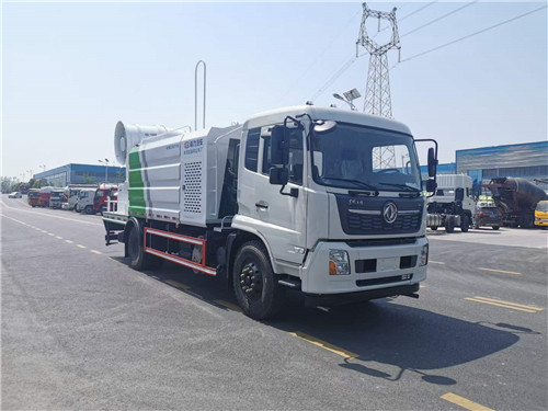 今日現(xiàn)車推薦！??！國六東風(fēng)天錦多功能抑塵車
