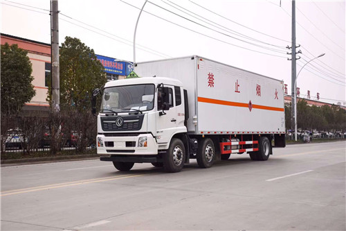 國六天錦小三軸易燃液體、氣體、雜項廂式運輸車