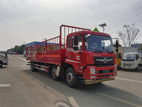 國六東風(fēng)小三軸9.6米氣瓶運(yùn)輸車廠家直銷，價(jià)格優(yōu)惠
