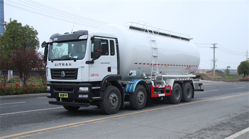 重汽汕德卡前四后八28方粉粒物料運(yùn)輸車(chē)