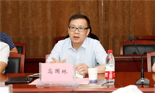 本期頭條：以國六切換為戰(zhàn)略抓手，程力繼續(xù)領跑全國專用車市場----國內(nèi)兩大商用車主機供應商聯(lián)袂助推程力汽車領先國六專汽制造行業(yè)