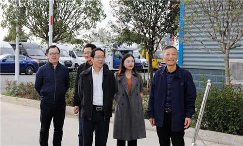 本期要聞：湖北省政府研究室黨組成員、副主任劉月純帶隊(duì)赴程力集團(tuán)調(diào)研指導(dǎo)工作