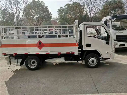 特大好消息 上汽躍進(jìn)國(guó)六氣瓶運(yùn)輸車北京環(huán)保已下發(fā)，可在北京上牌，暢行無(wú)阻！ (2).jpg