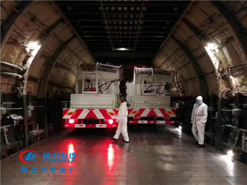 程力集團(tuán)彰顯大企風(fēng)范，八天交付45臺(tái)東風(fēng)天錦抑塵車出口阿聯(lián)酋！