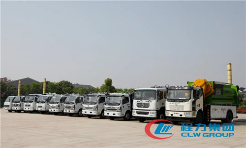  程力吊裝壓縮垃圾車專業(yè)廠，以科技創(chuàng)新為先導，吊裝壓縮垃圾車系列產(chǎn)品一舉成為網(wǎng)紅產(chǎn)品。