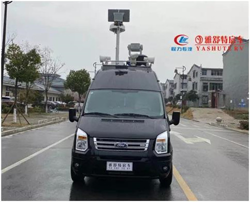 因此，程力雅舒特旅居廠今年最新設(shè)計(jì)生產(chǎn)了此款指揮車：福特新世代指揮車。