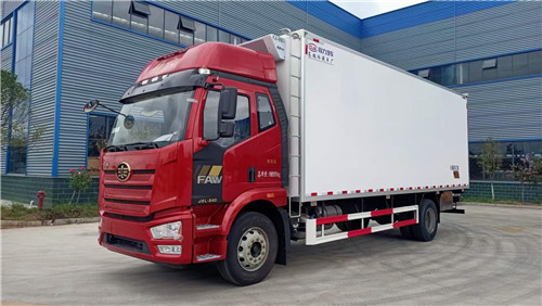 國六解放J6L精英版7.5米冷藏車，10噸國六冷藏車
