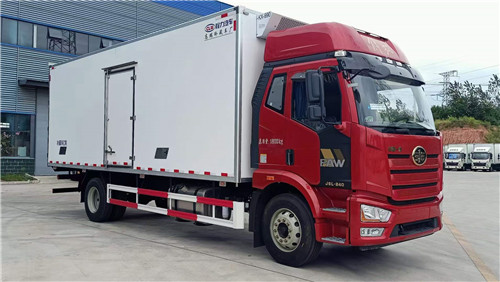 國六解放J6L精英版7.5米冷藏車，10噸國六冷藏車