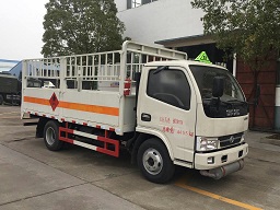 國(guó)五東風(fēng)廂長(zhǎng)4.12米氣瓶運(yùn)輸車(chē) 