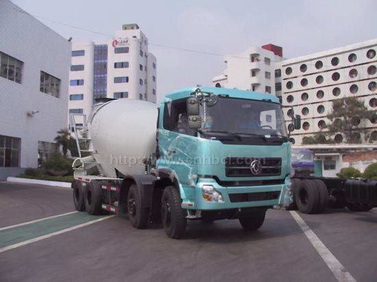 東風(fēng)大力神14立方攪拌車(chē)價(jià)格45.2萬(wàn)