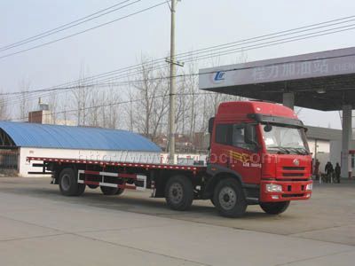解放小三軸平板運(yùn)輸車(chē)